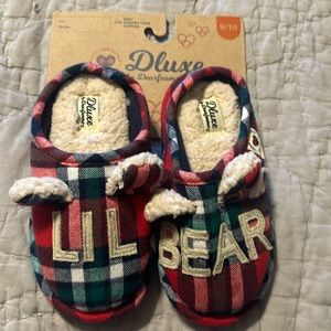 Dearfoams lil bear slippers 9/10 kids Christmas